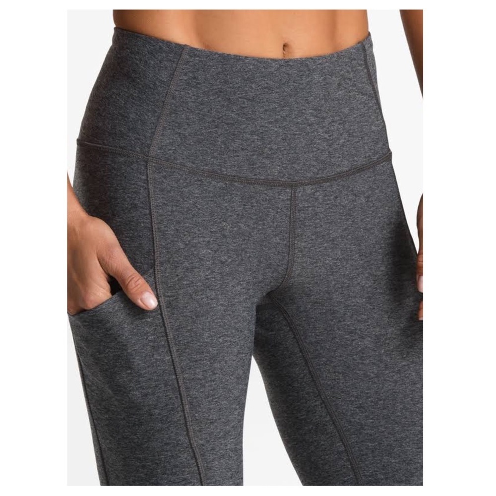 The North Face Women's Motivation High Rise Pocket Leggings Yoga